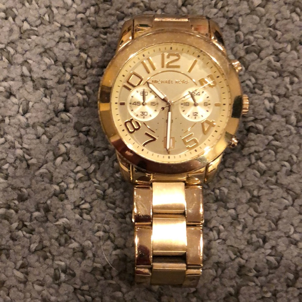 Michael Kors Gold watch ⏰